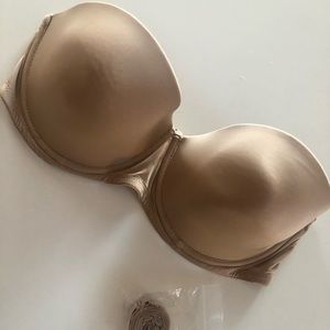 Calvin Klein 34D removable strap bra. Like new!